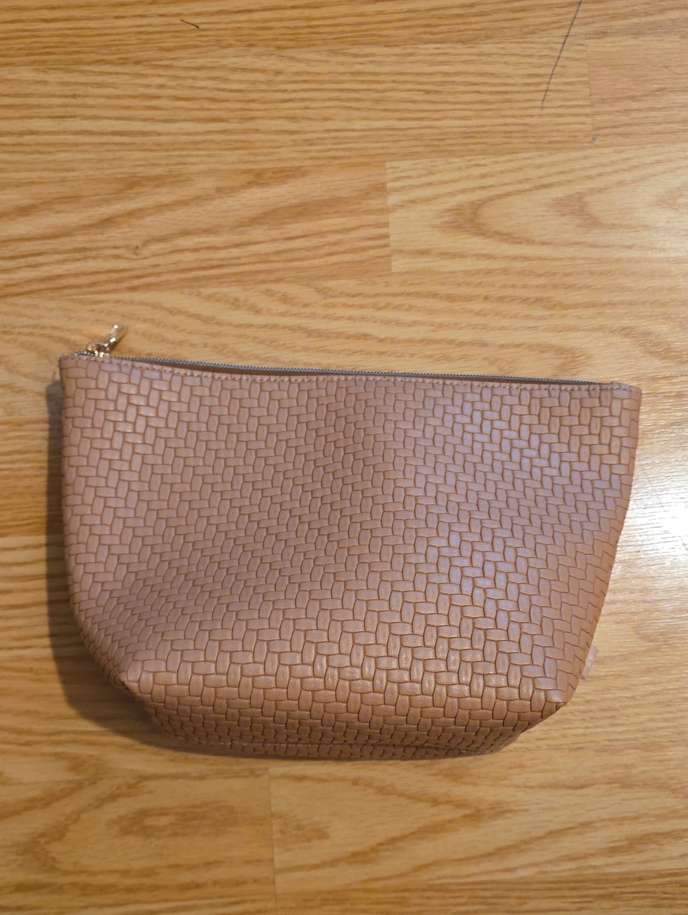 Woven Texture Cosmetic Pouch in Light Tan